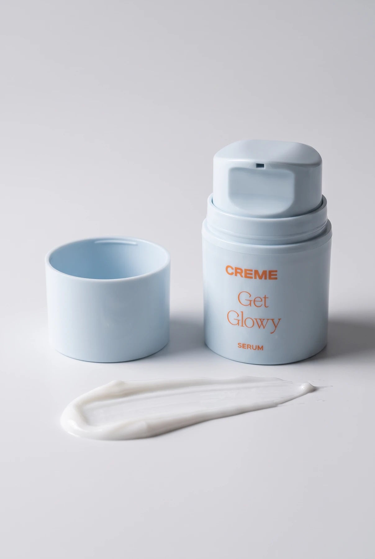 Get Glowy serum with a texture smear